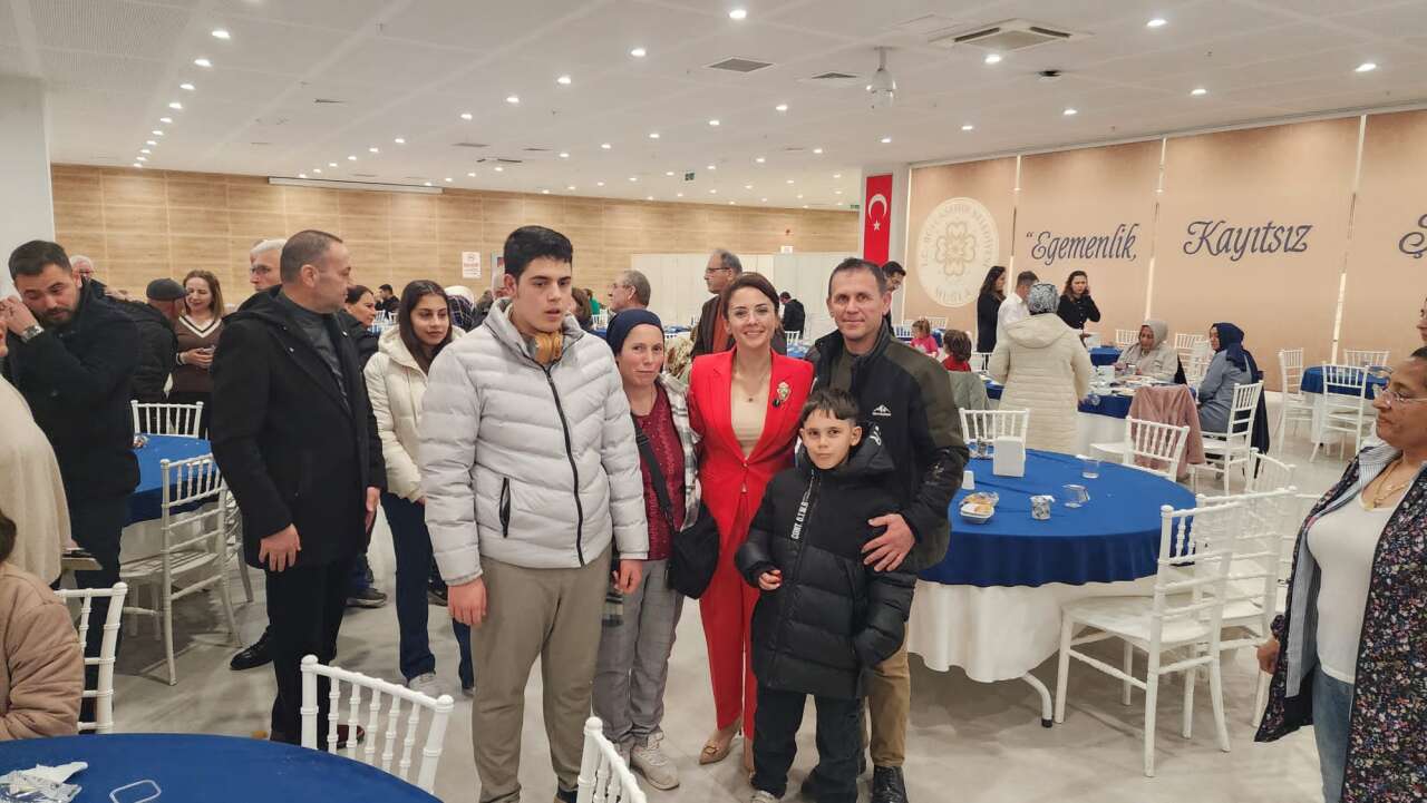 Menteşe’de Vefa Sofrası: Gonca Köksal Aras Şehit Aileleri ve Gazilerle İftarda Bir Araya Geldi 3